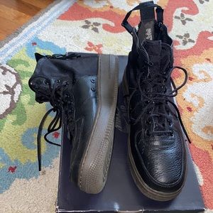 Nike Air Force 1’s Mid